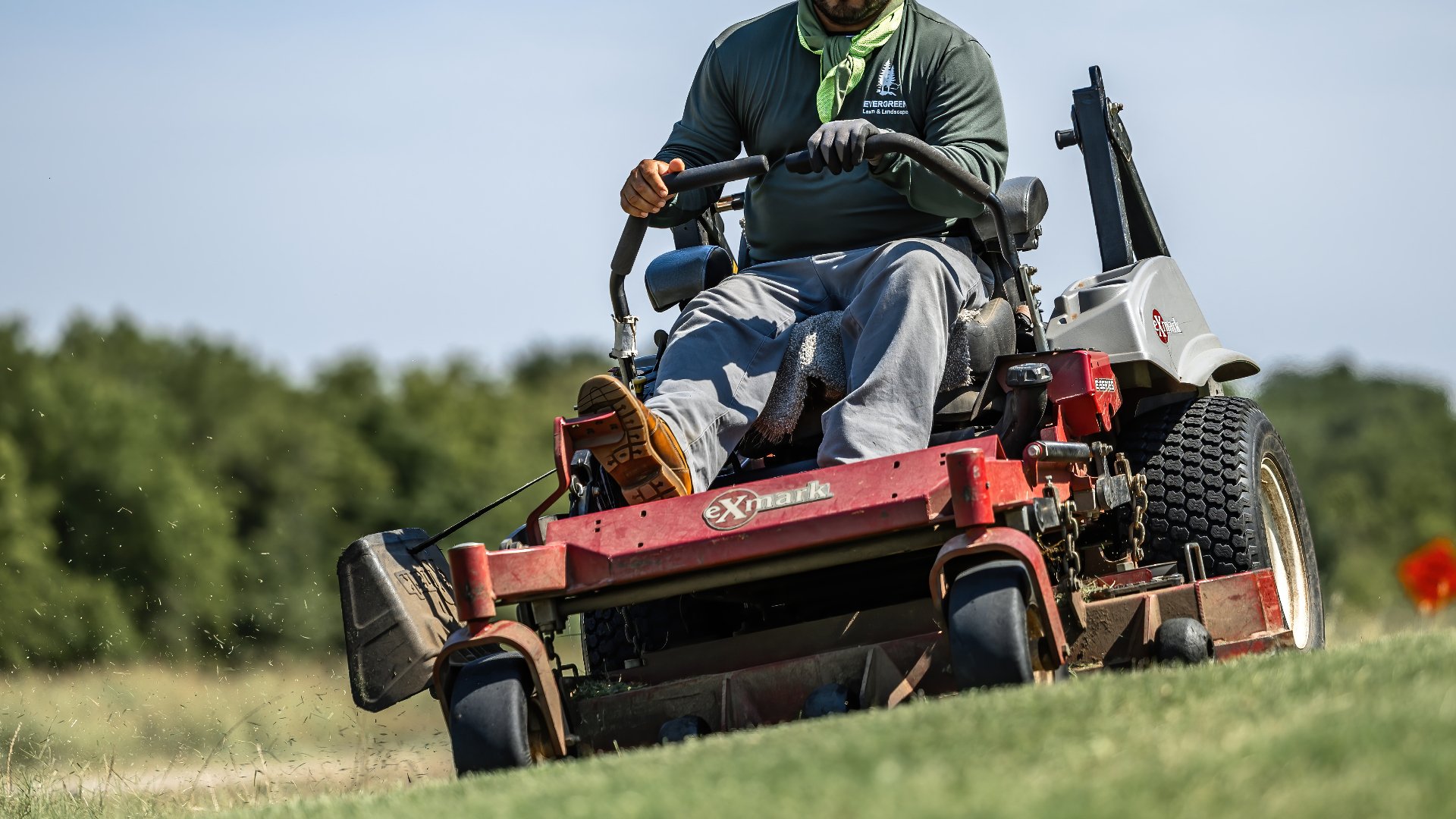 What Is the Most Ideal Mowing Schedule for Lawns in Texas?